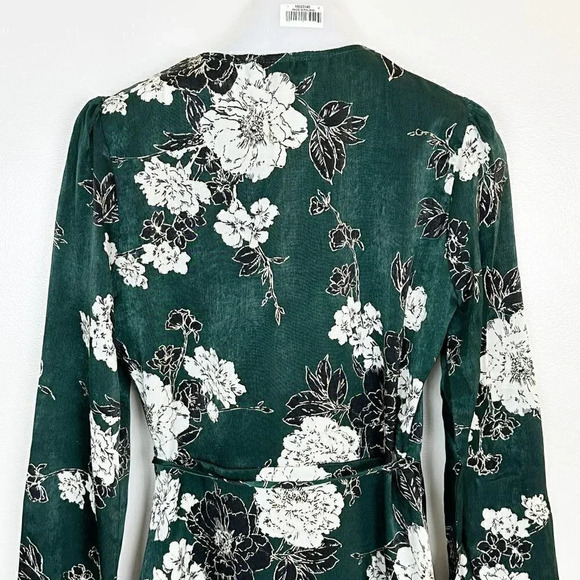 NWT LULUS Green Floral Satin Long‎ Sleeve Mini Dress So Splendid S - Picture 8 of 13
